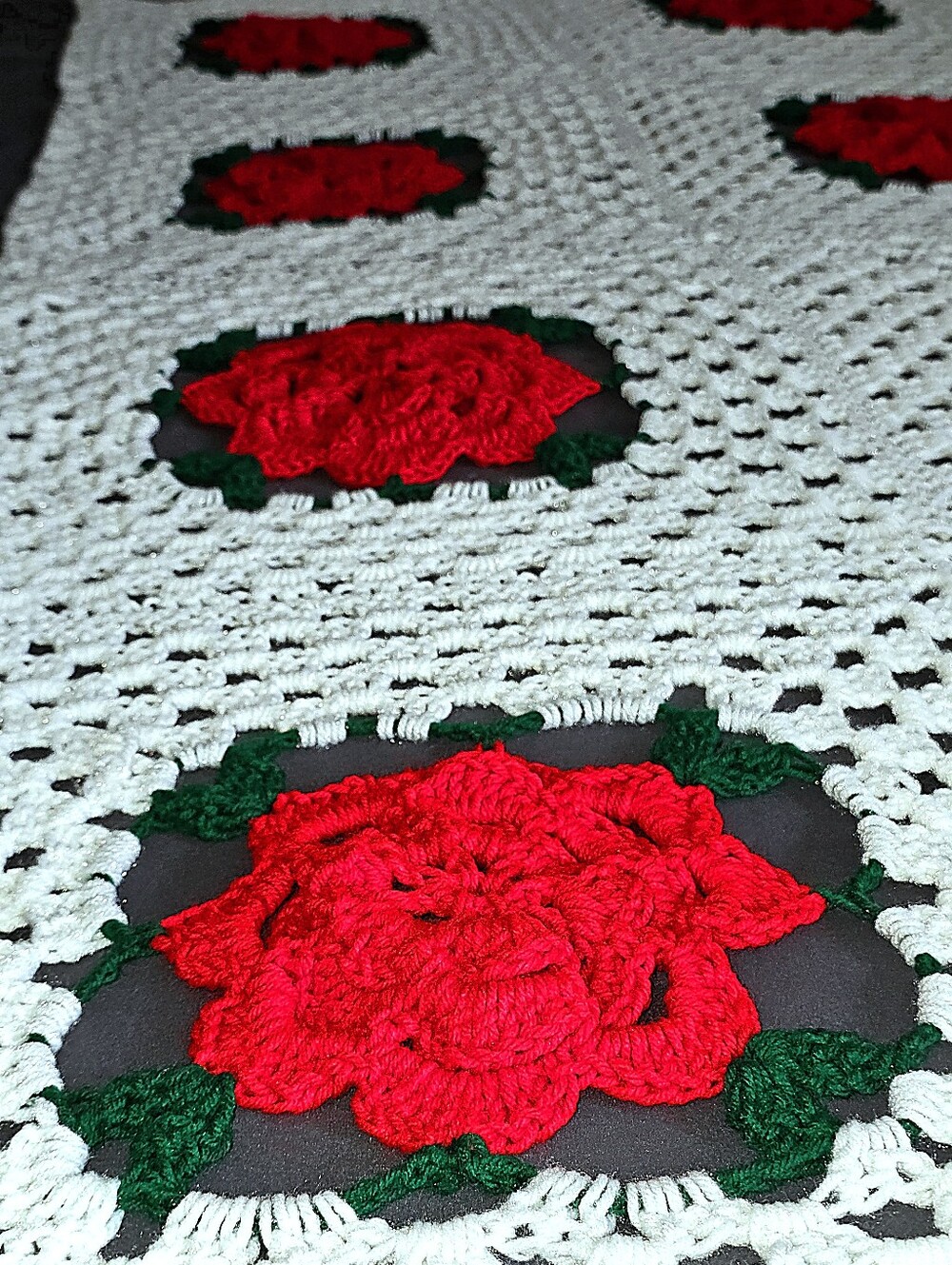 Vintage 3D Rose Granny Afghan Throw Bed Topper